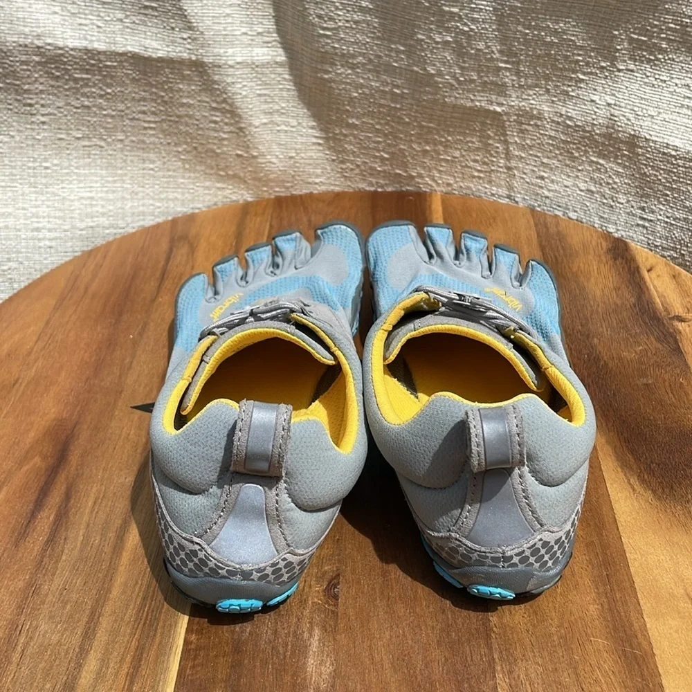 Vibram Fivefingers Women's Bikila LS Gray/Light Blue Size 38